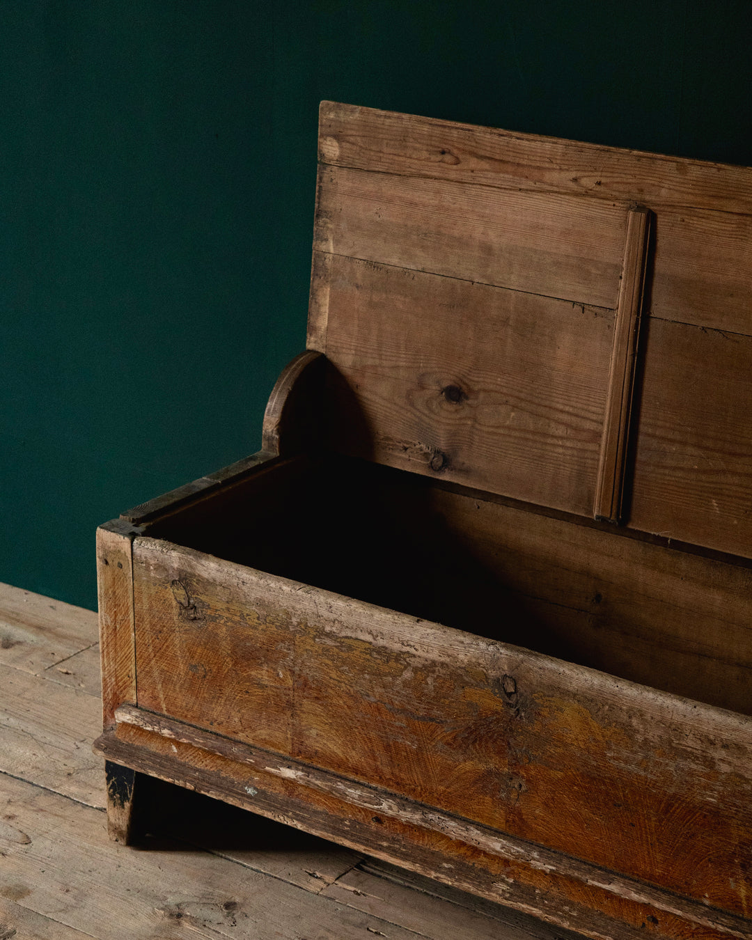 FOLK ART BENCH