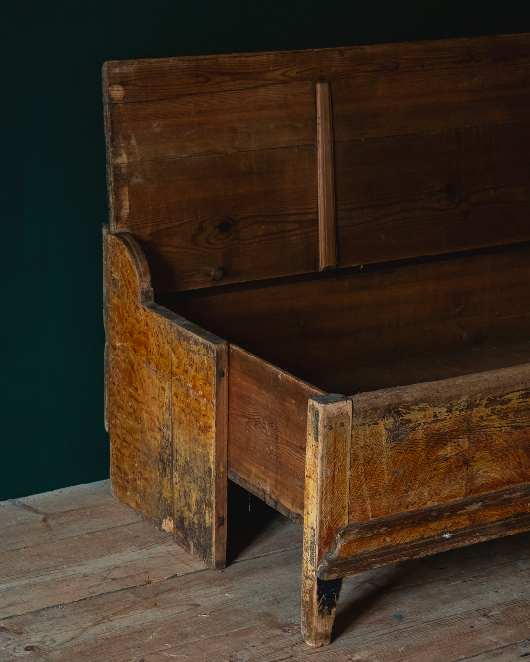 FOLK ART BENCH