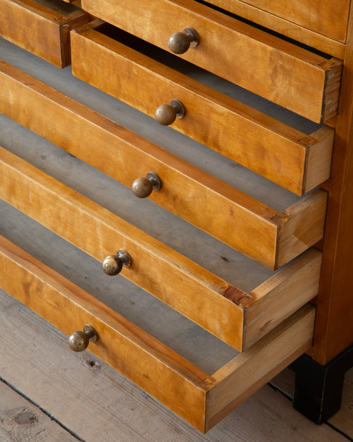 Gentleman's Chest of Drawers