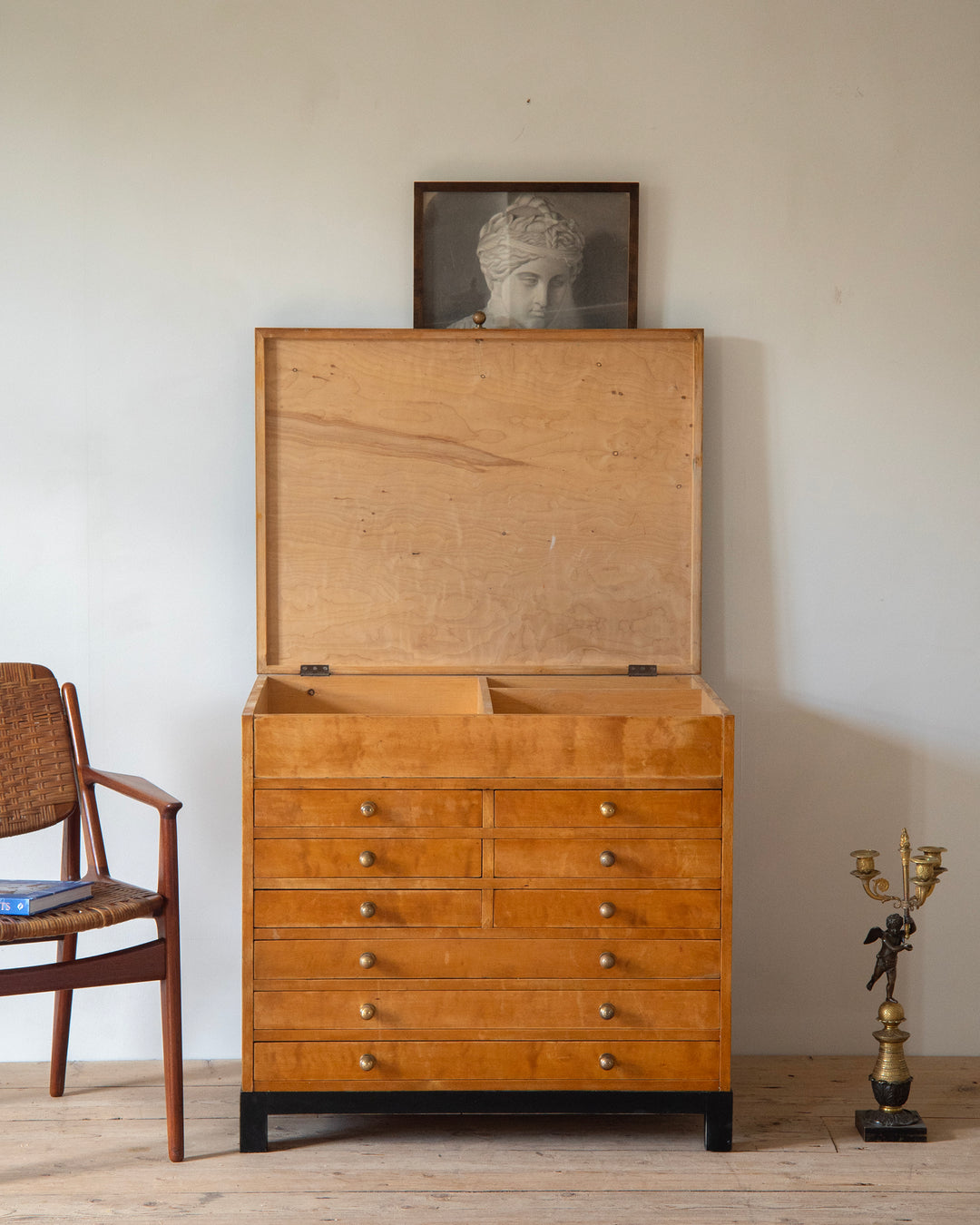 Gentleman's Chest of Drawers