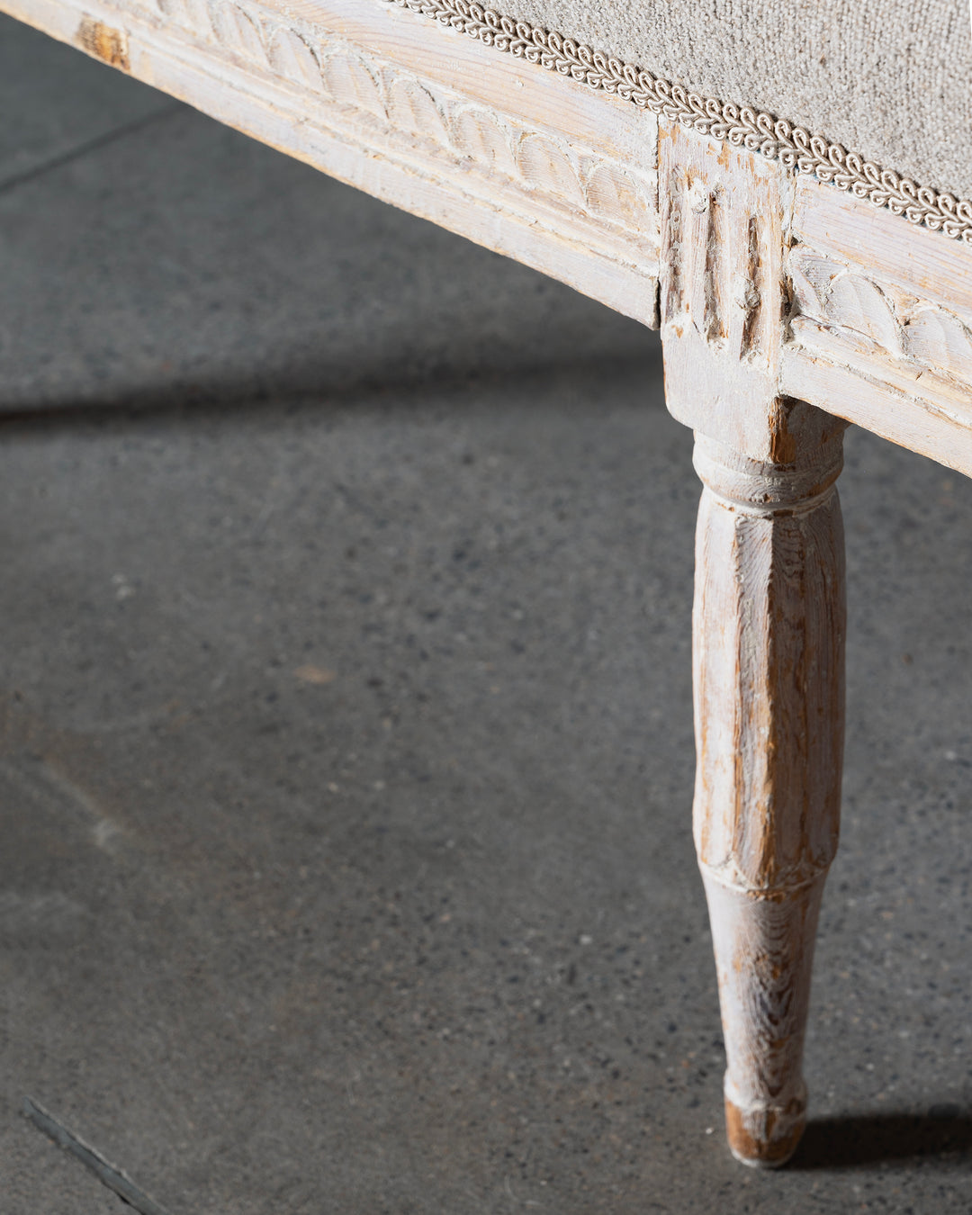 Gustavian Sofa