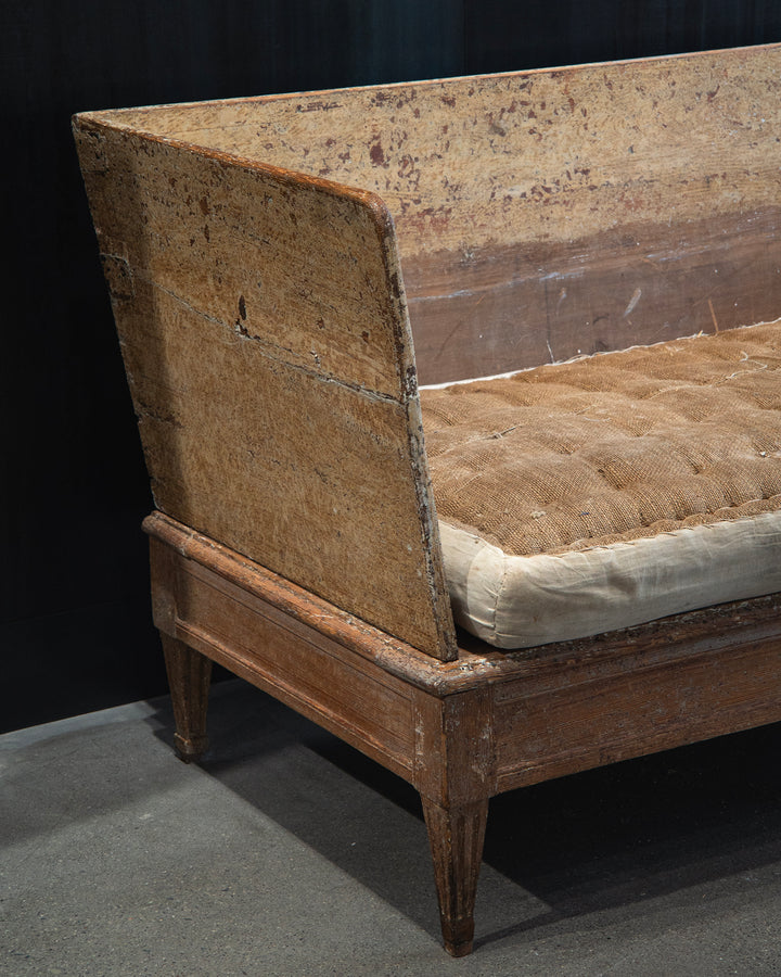 Fine 18th century Gustavian Sofa