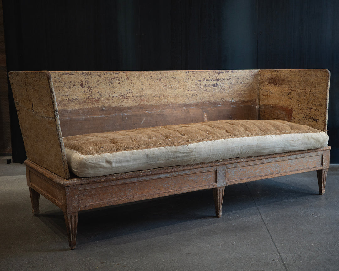 Fine 18th century Gustavian Sofa