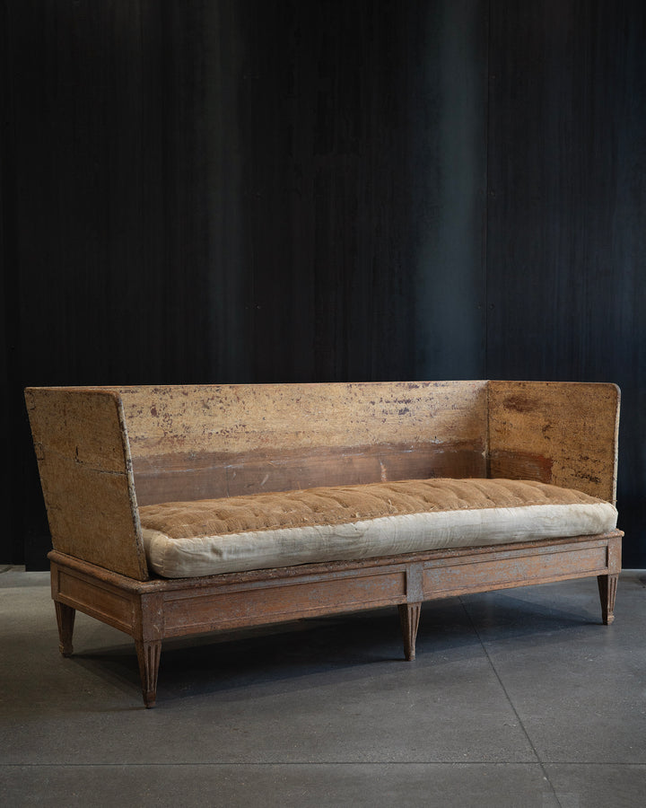 Fine 18th century Gustavian Sofa