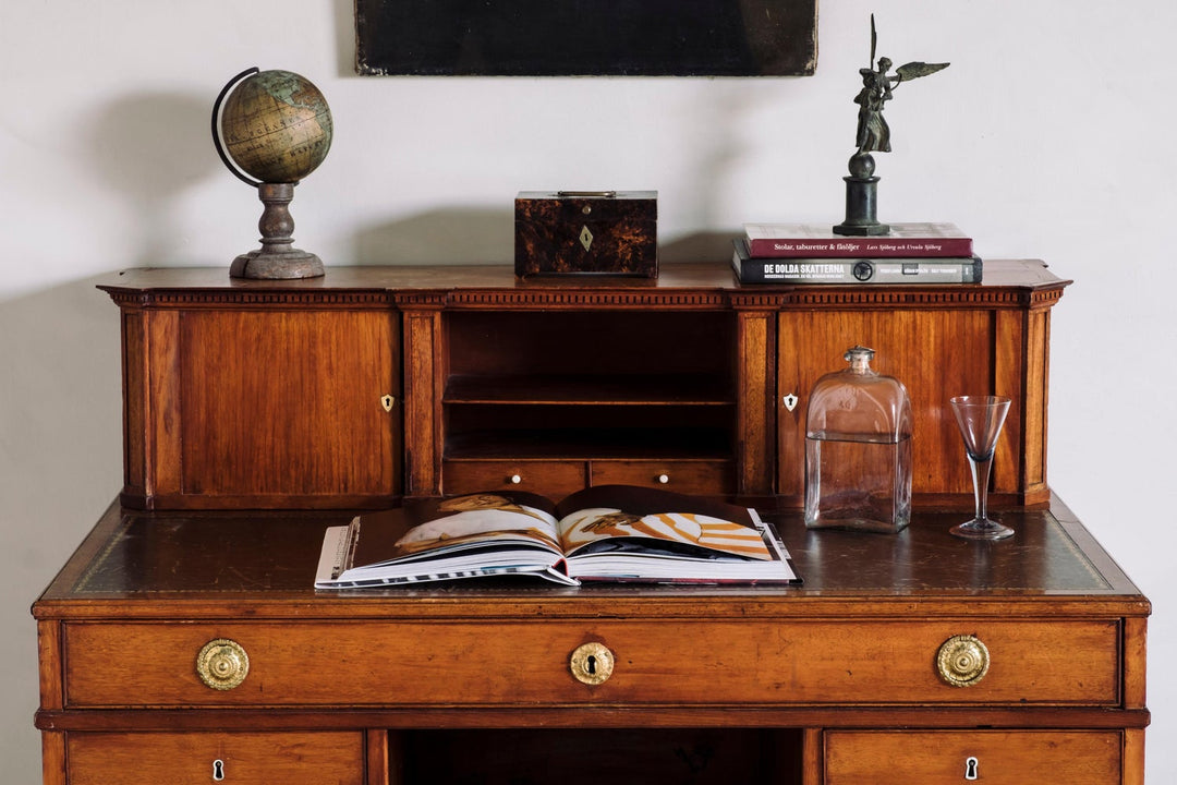 Gustavian writing desk