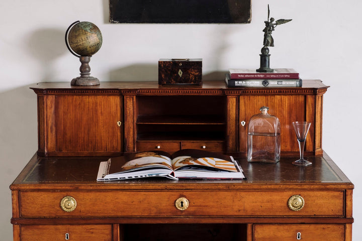 Gustavian writing desk