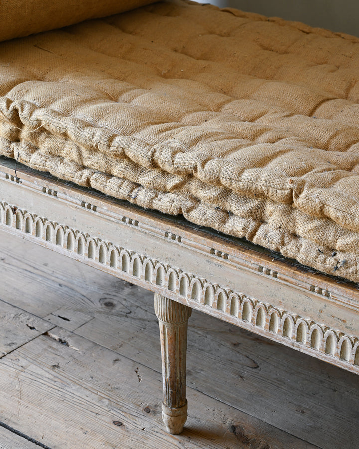 Gustavian Sofa