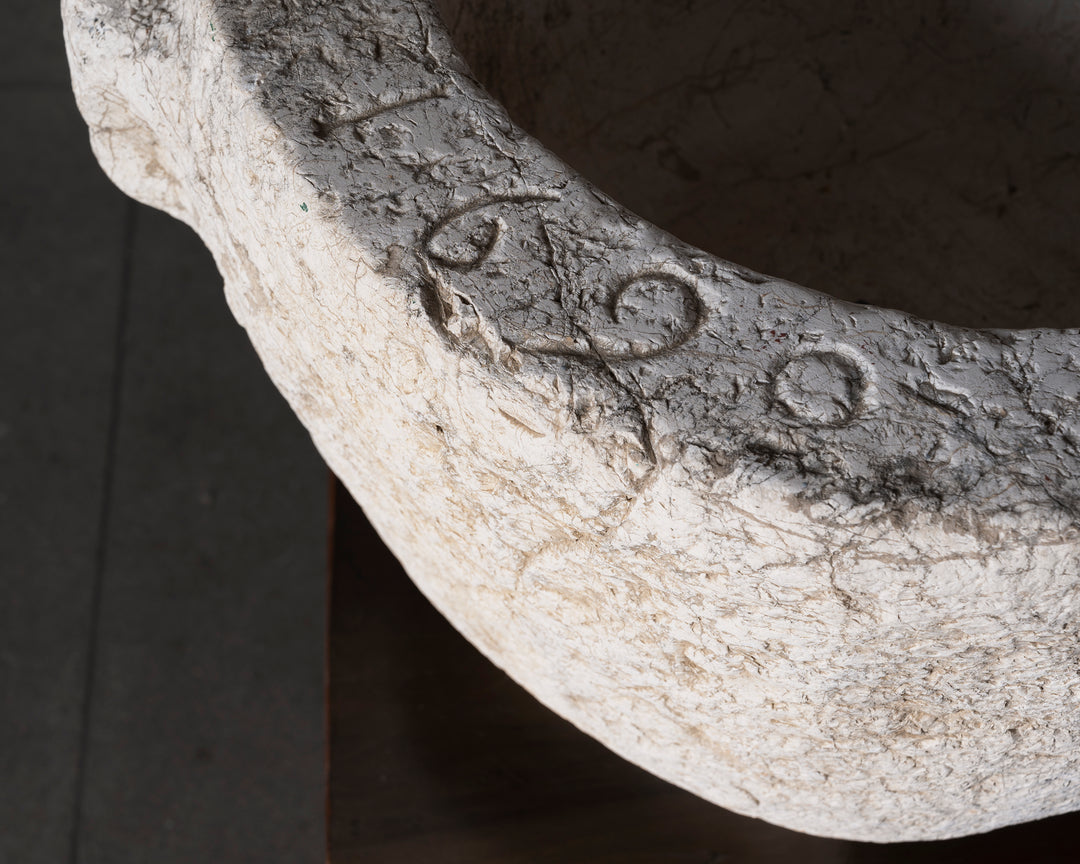 17th c Mortar