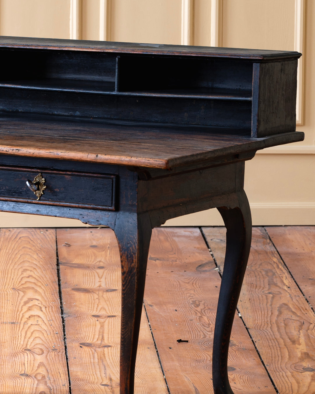 ROCOCO DESK
