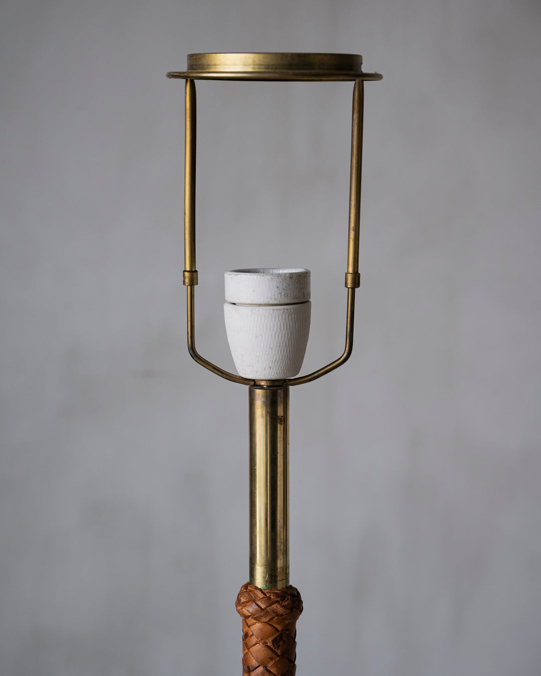mid-century modern floor lamp