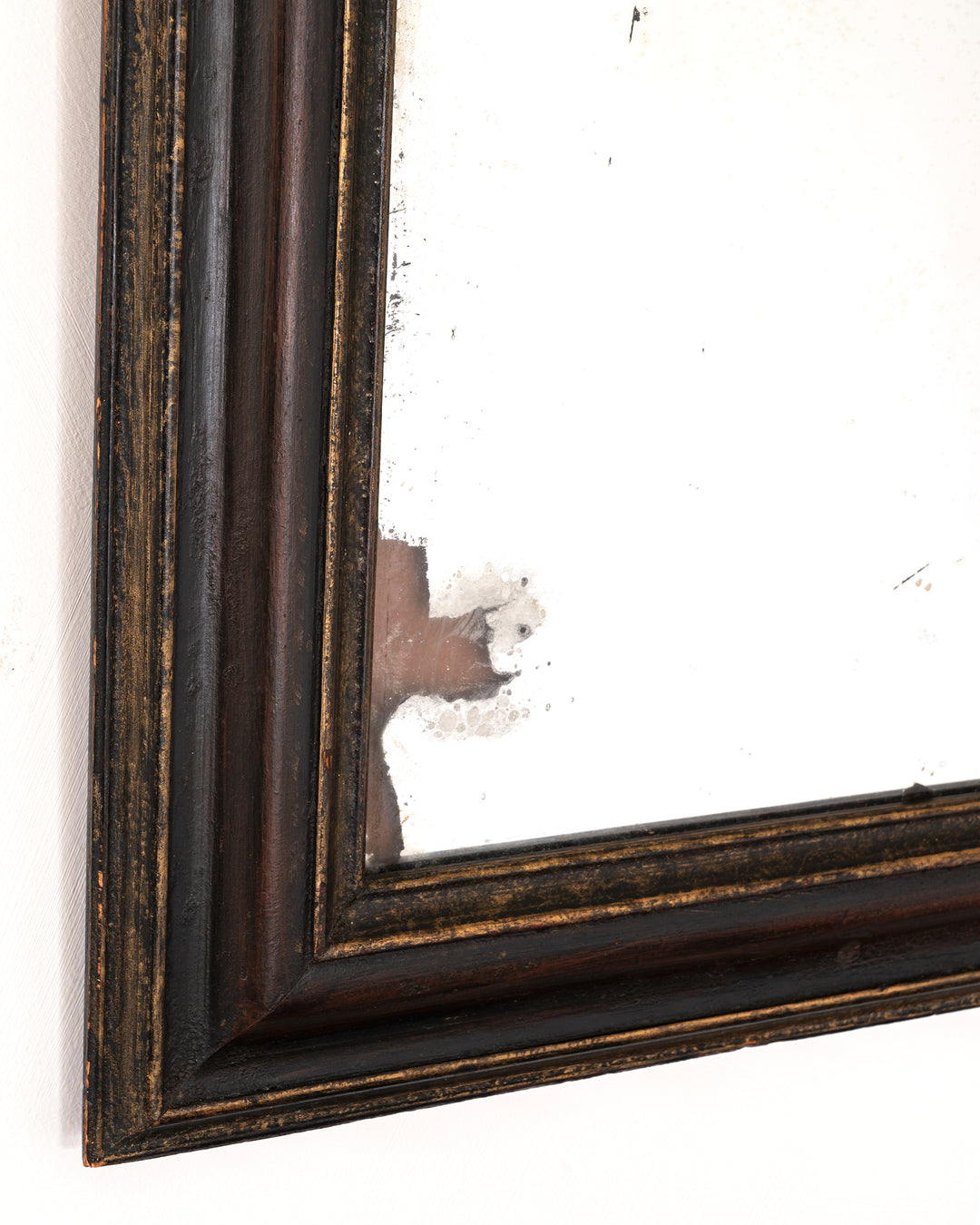 PROVINCIAL BAROQUE MIRROR