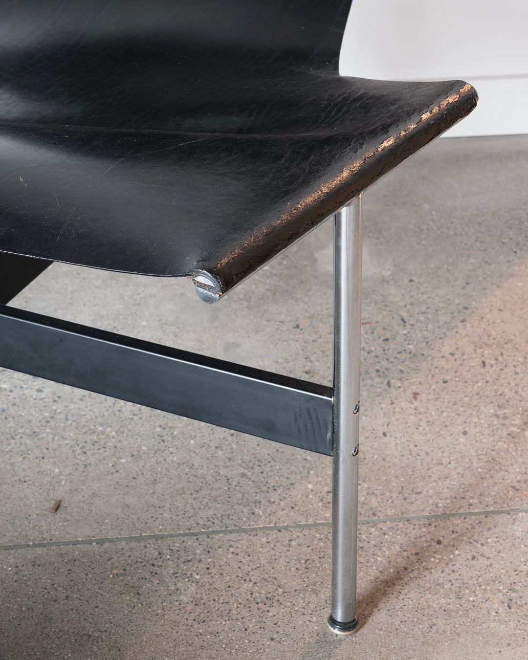 T-Lounge Chair