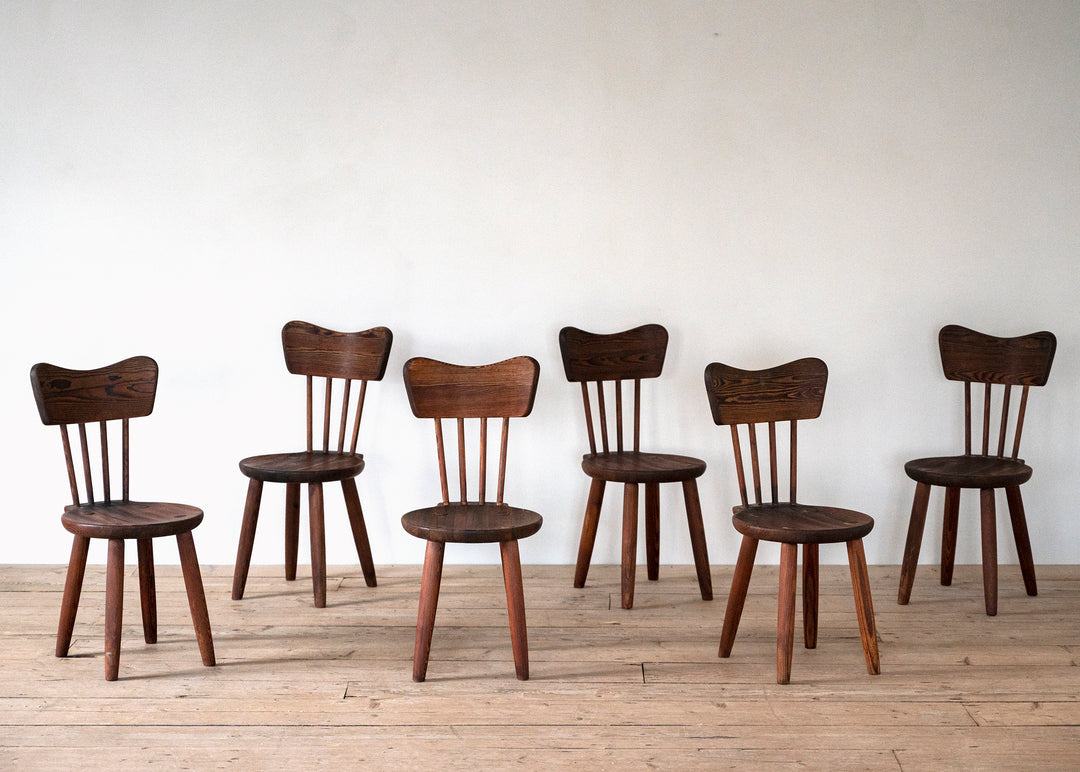 Set of six Scandinavian Modern dining Chairs