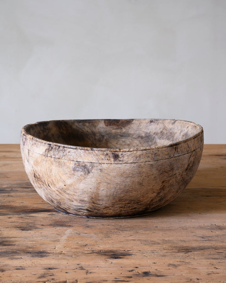 Swedish folk art turned wooden bowl