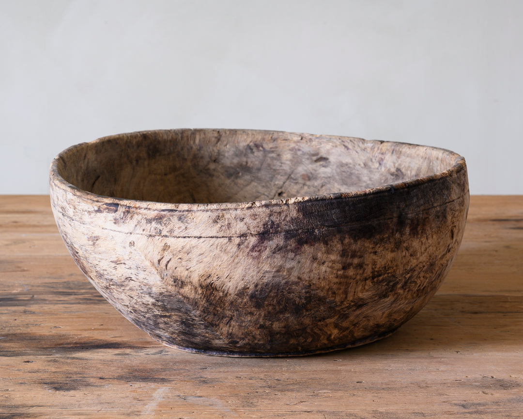 Swedish folk art turned wooden bowl