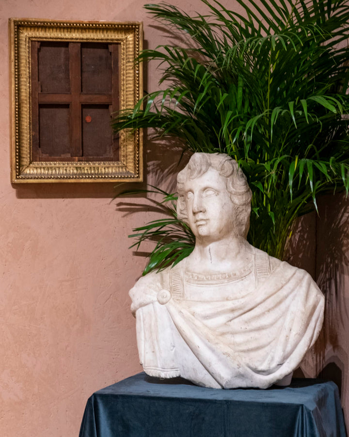 MARBLE BUST