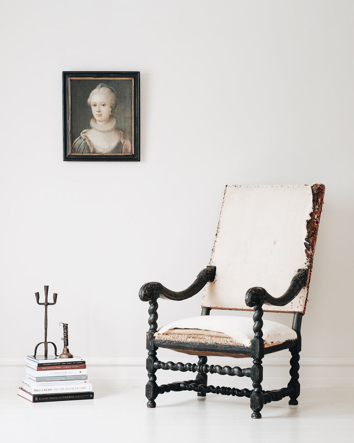 PORTRAIT OF A LADY