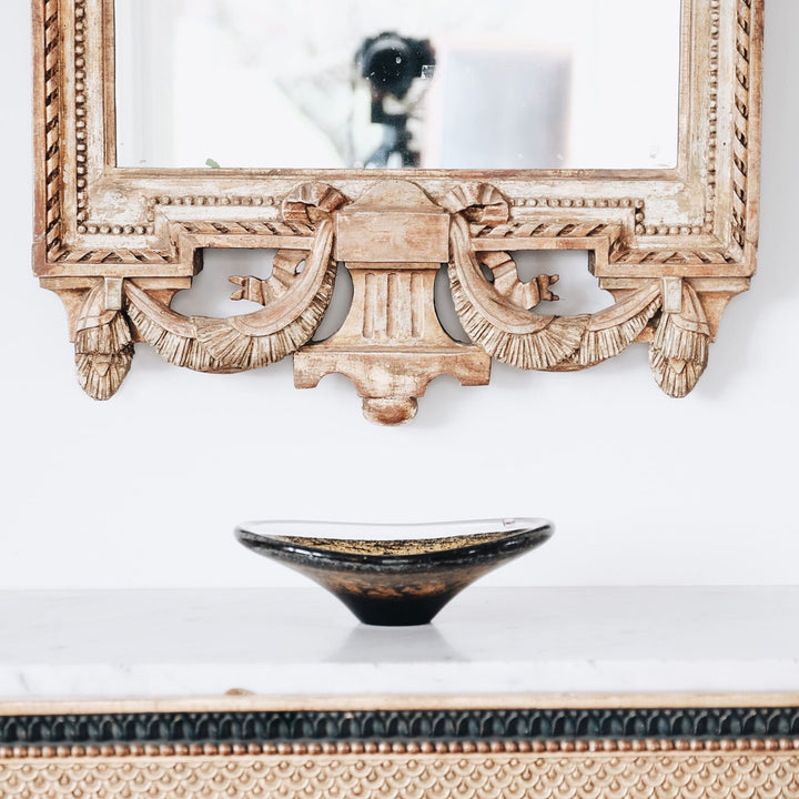 GUSTAVIAN GILT-WOOD MIRROR