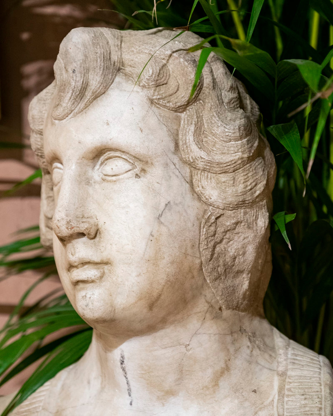 MARBLE BUST
