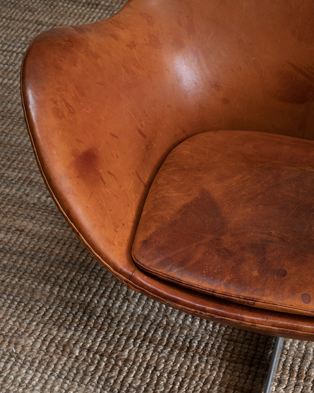 Arne Jacobsen 'Egg' Chair