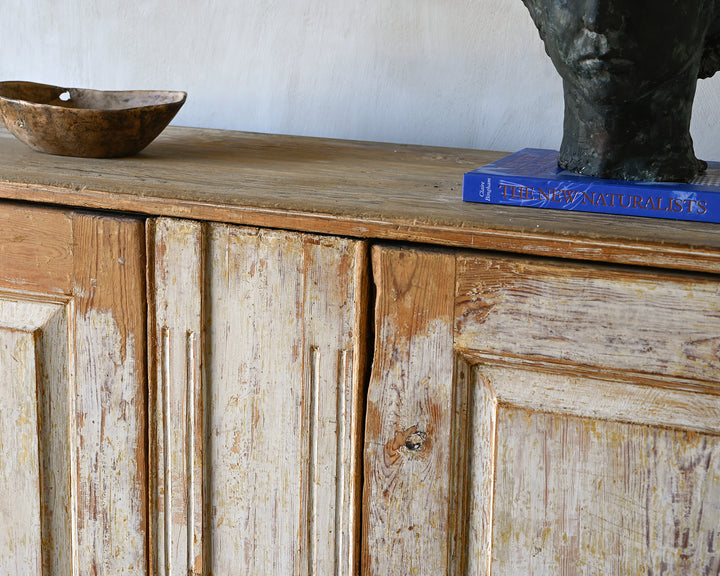 Gustavian buffet