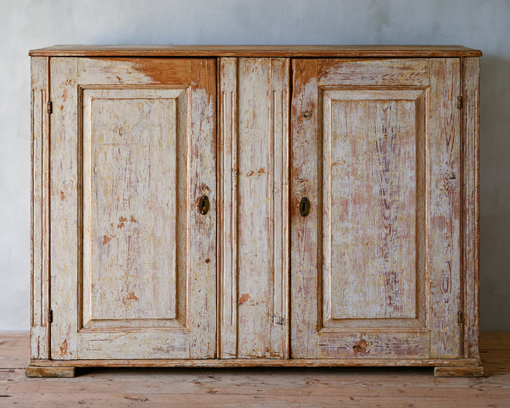 Gustavian buffet
