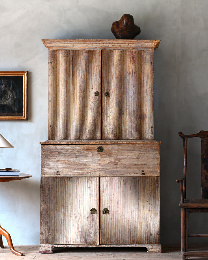 provincial Gustavian cabinet