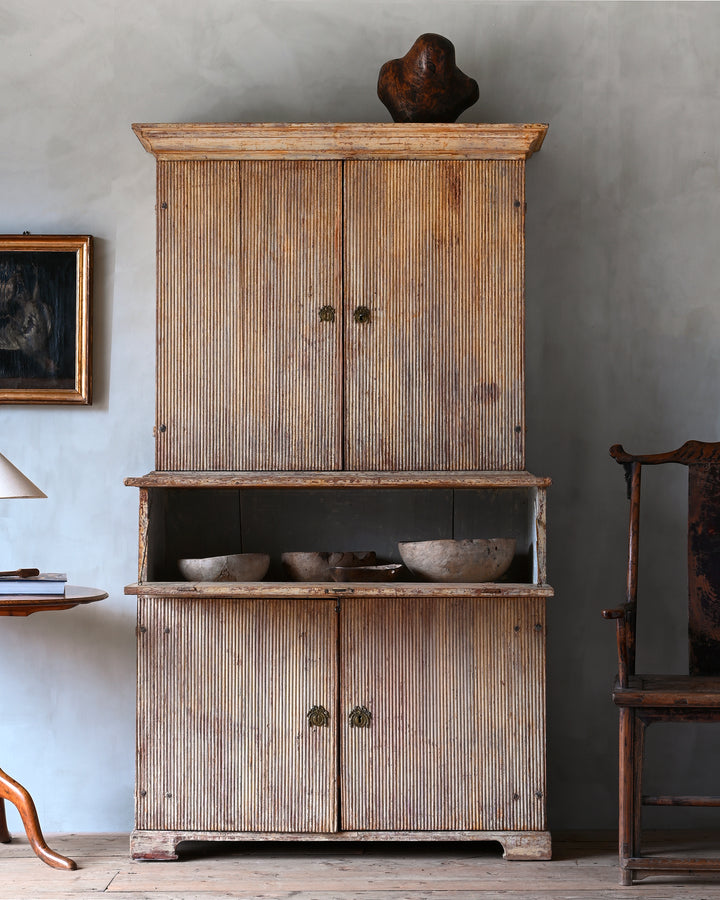 provincial Gustavian cabinet