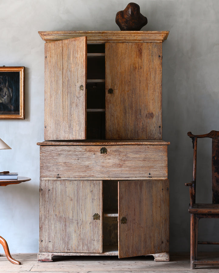 provincial Gustavian cabinet