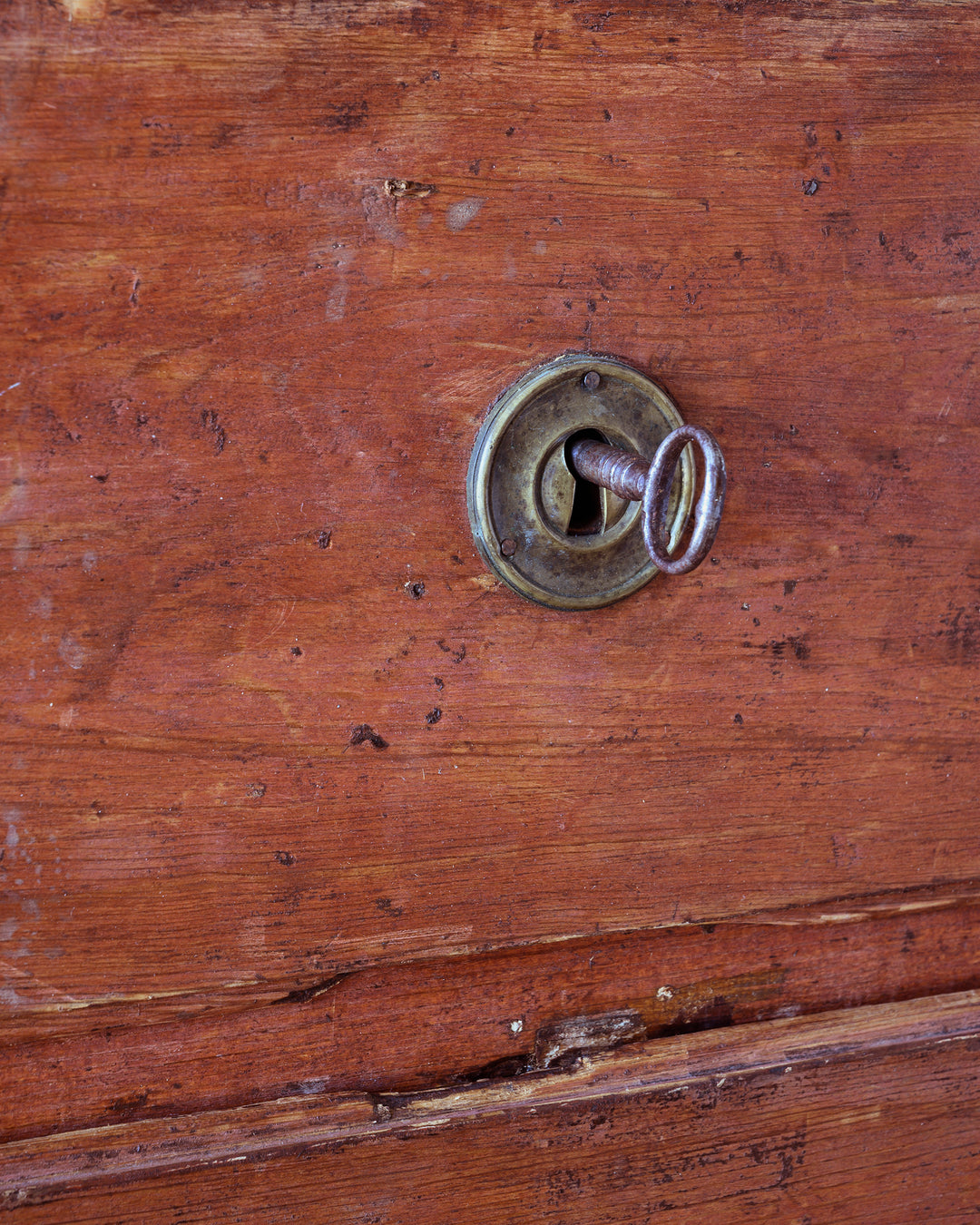 Gustavian chest of drawers