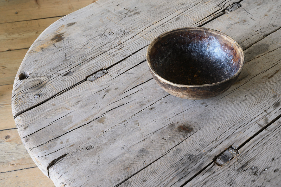 Swedish Folk Art / provincial raw table