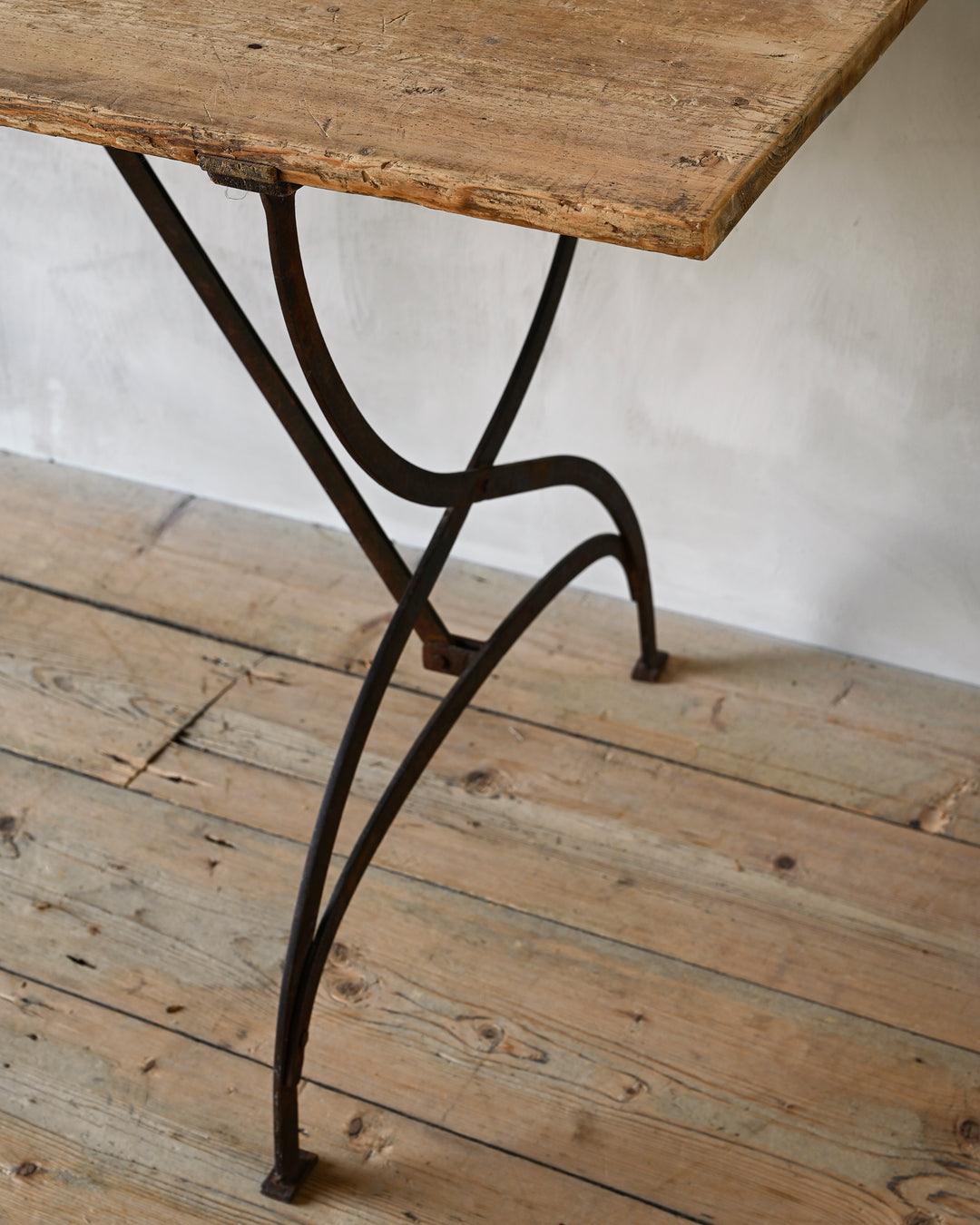 provincial Swedish trestle table