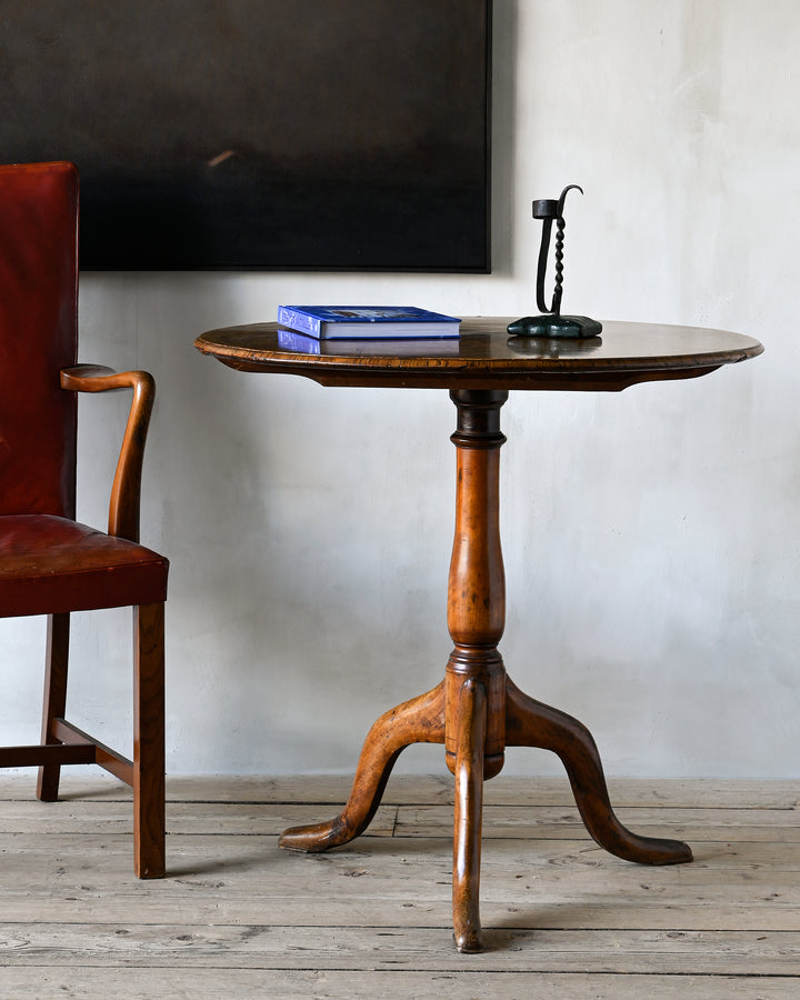 Swedish Rococo tilt-top table