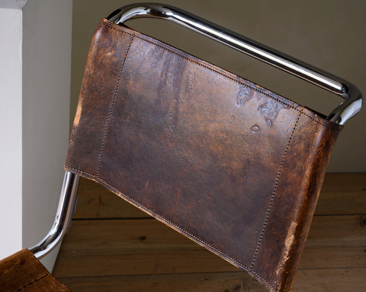 MR10 cantilever chair