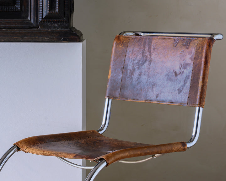 MR10 cantilever chair