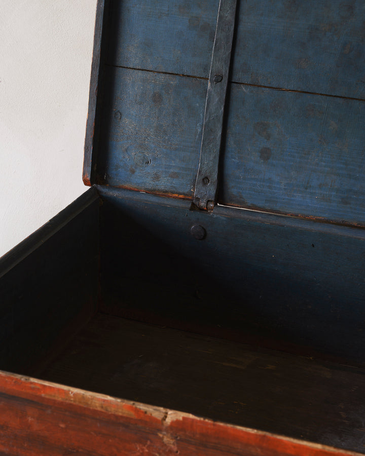 Table Top Box / Chest