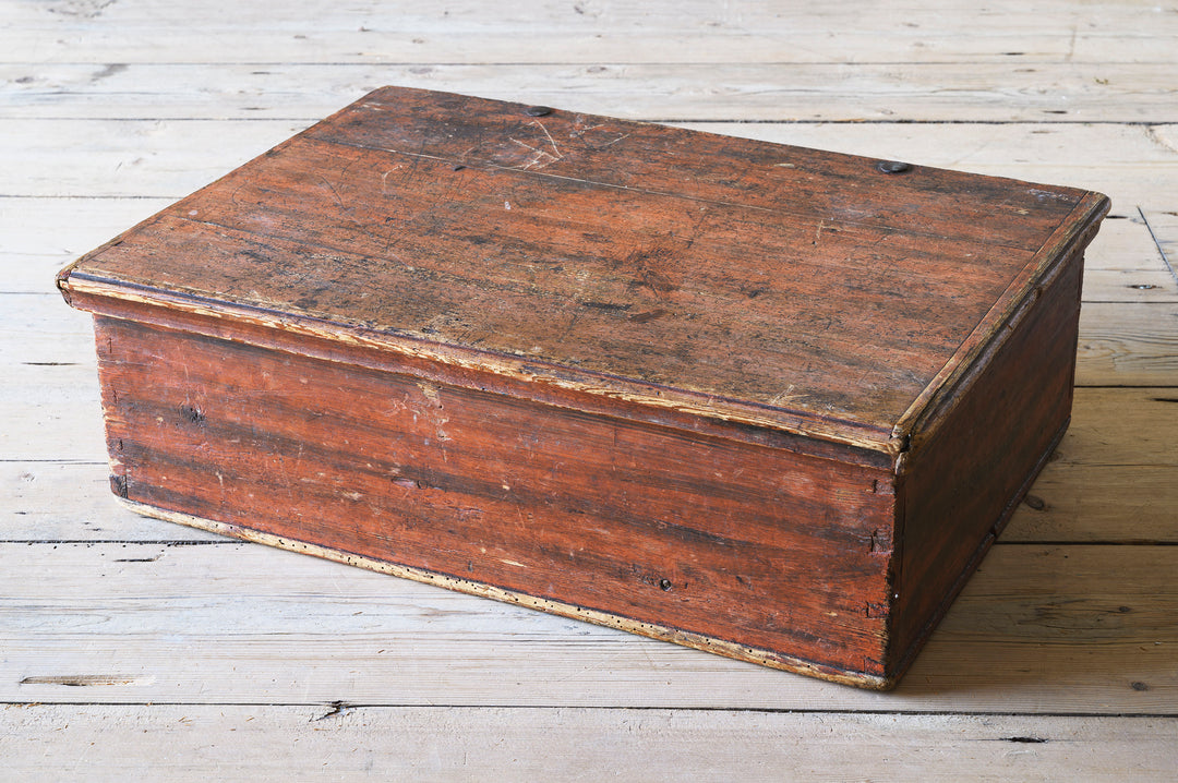 Table Top Box / Chest