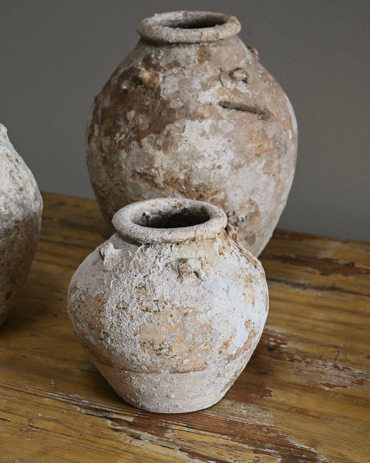 Chinese shipwreck jars