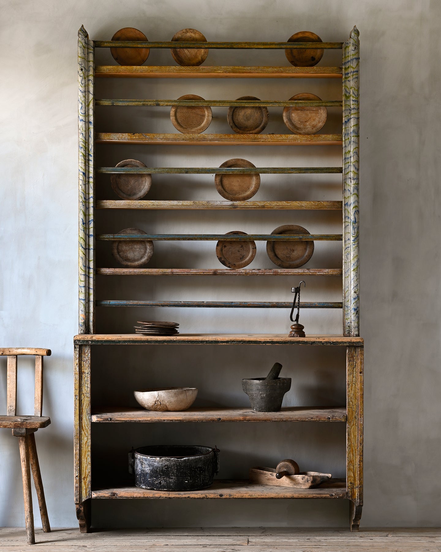 Gustavian Plate Rack – Emerson Bailey